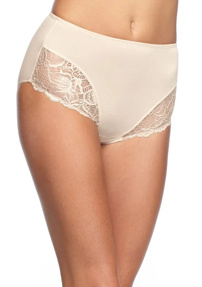 Bali® Lace Desire™ Women`s Beautiful Lace Brief