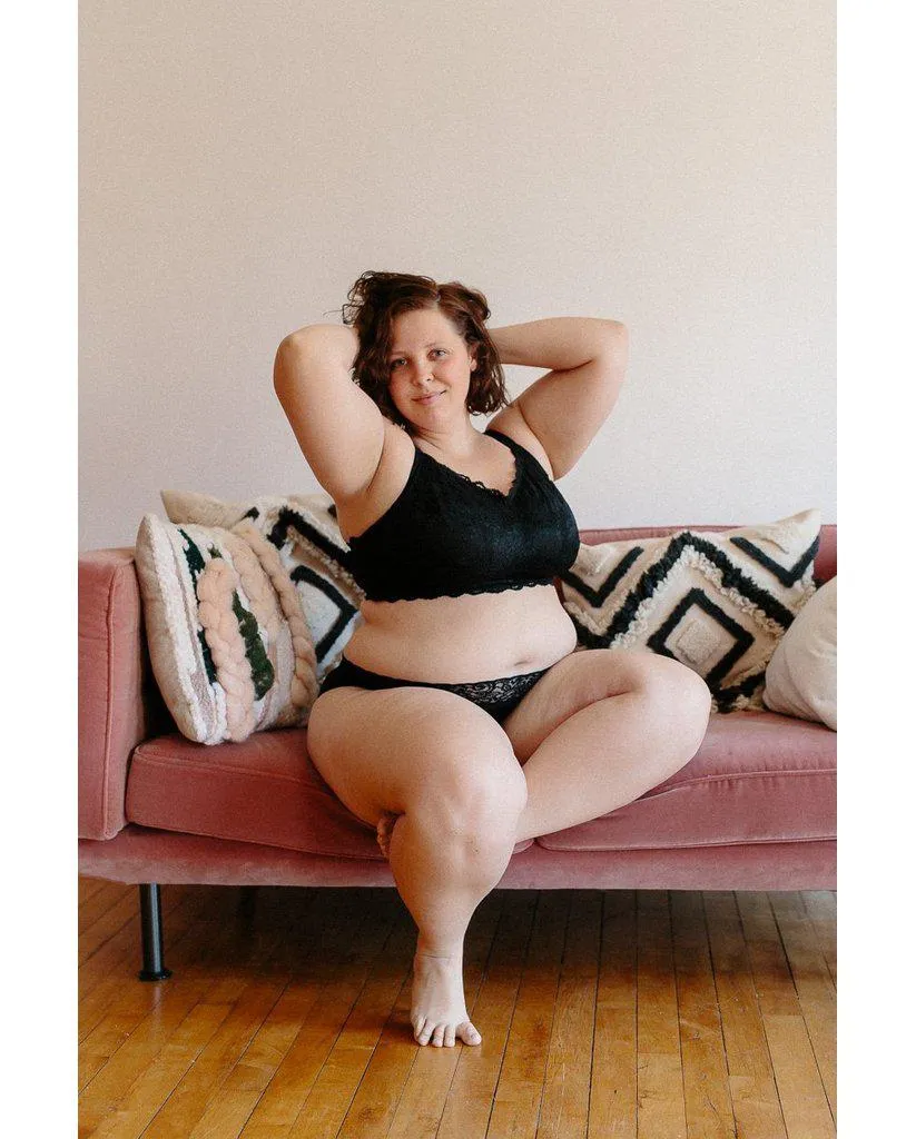 Curvy Sweetie Bralette - Black *FINAL SALE*