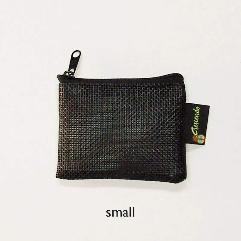 Mesh pouch