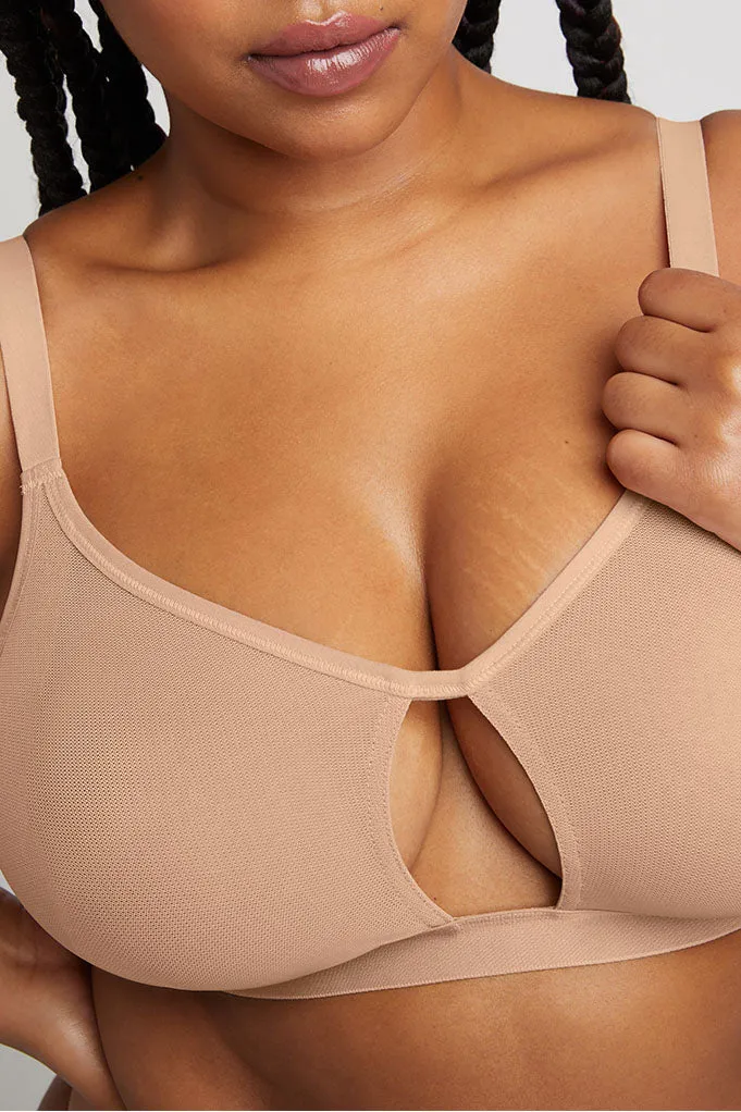 Sieve Cutout Bra in Buff