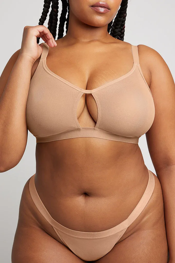 Sieve Cutout Bra in Buff